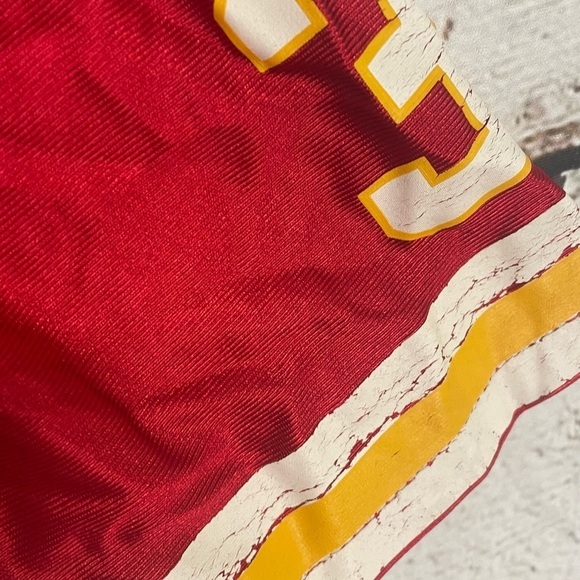 Kids Boys Priest Holmes Kansas City Chiefs Reebok NFL Football Sports Jersey - Picture 5 of 8